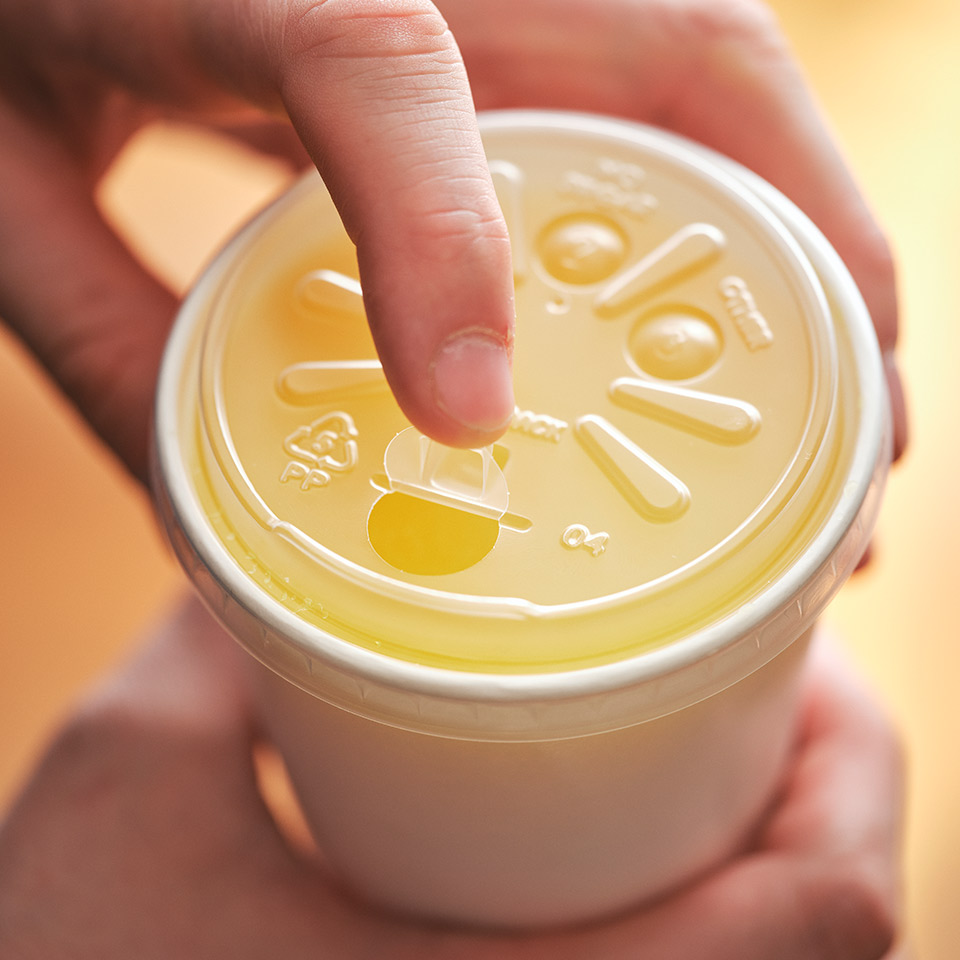 Image of Detpak's Strawless Lid